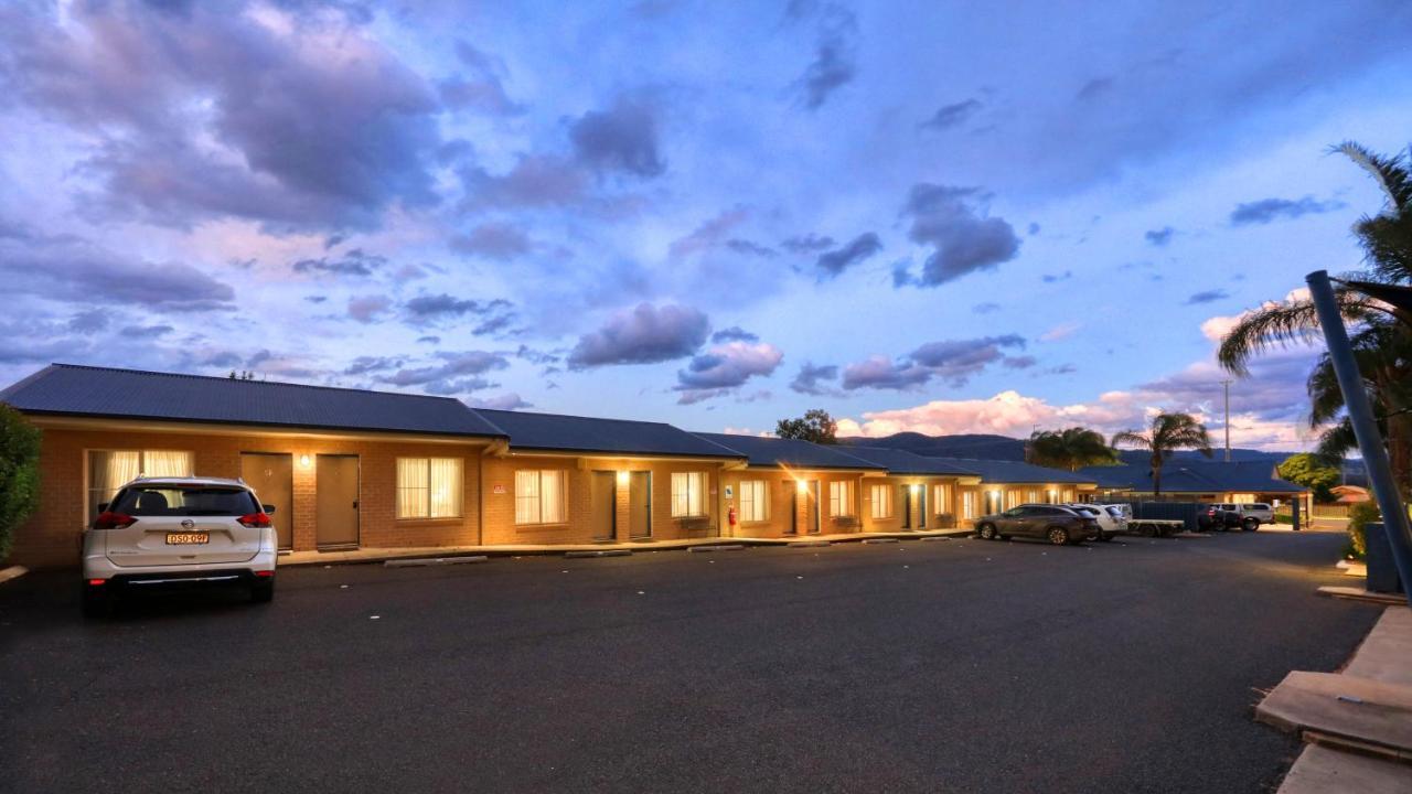 Edward Parry Motel And Apartments Tamworth Dış mekan fotoğraf