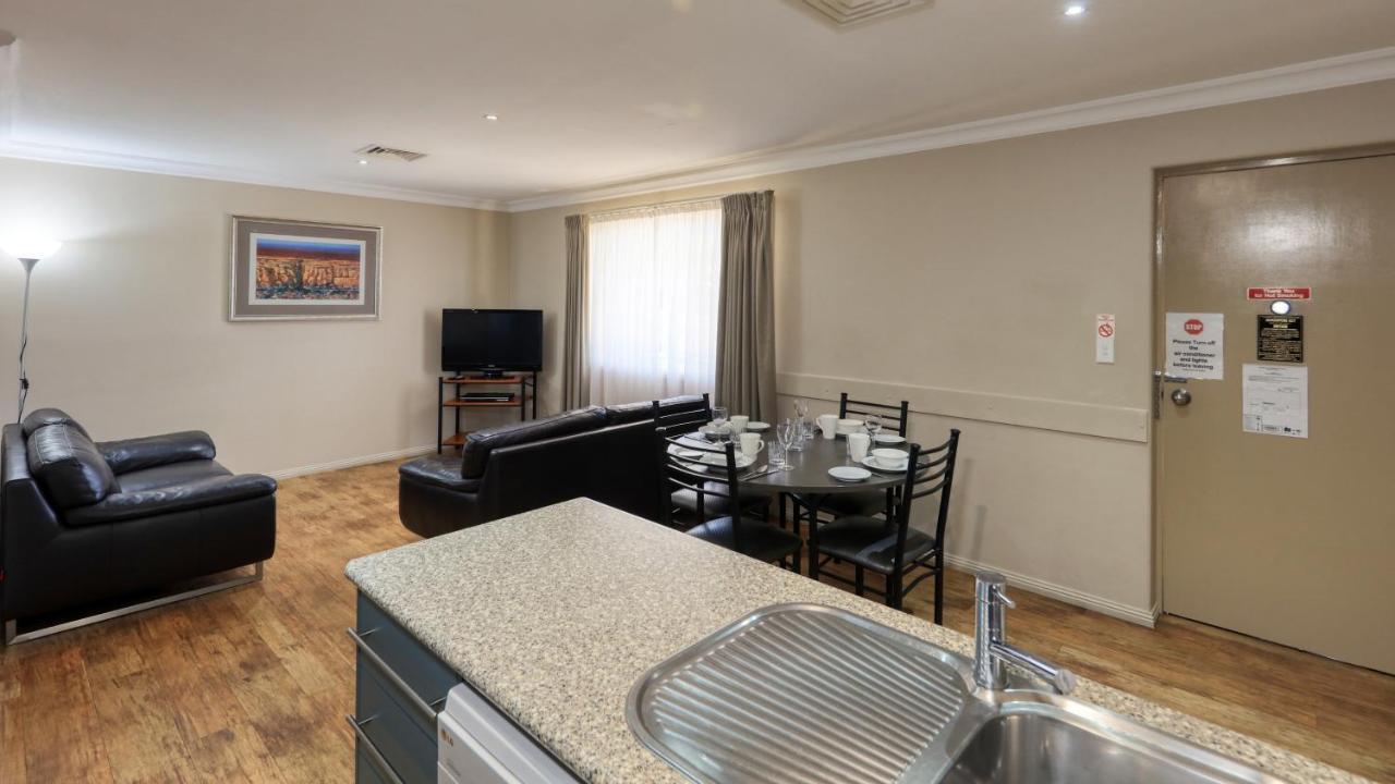 Edward Parry Motel And Apartments Tamworth Dış mekan fotoğraf
