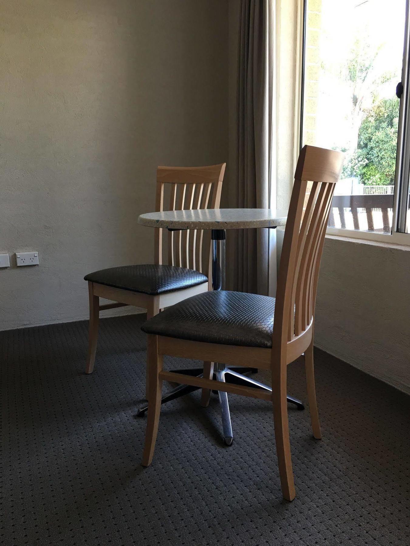 Edward Parry Motel And Apartments Tamworth Dış mekan fotoğraf